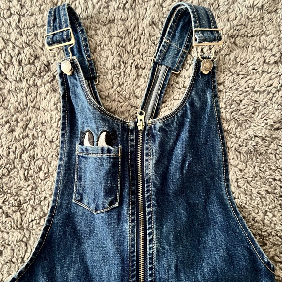 Forever 21 Short Overall Dress - Picture 2 of 6